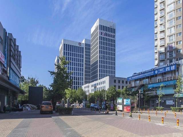 天津破碎锤蓄能器接头